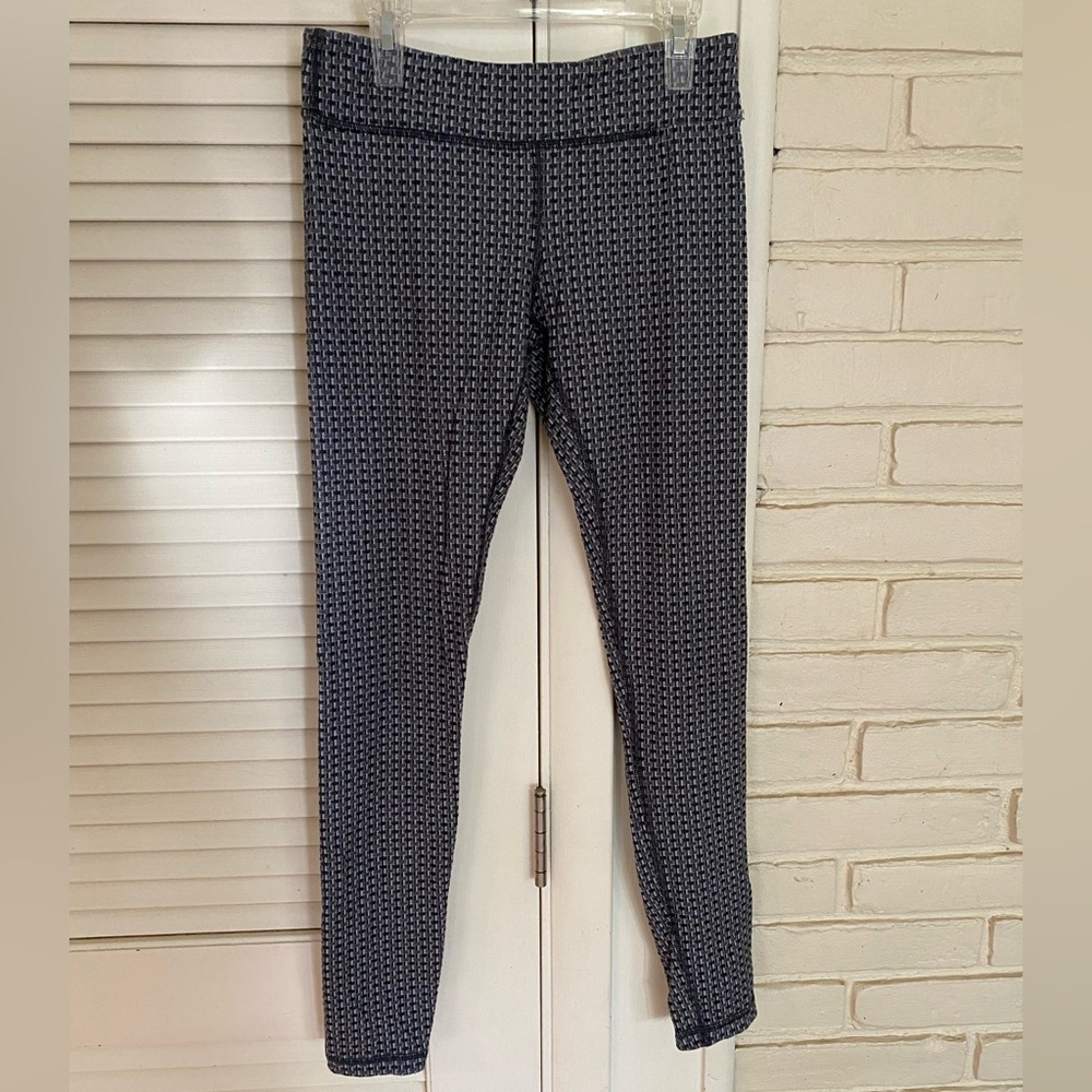 Aviva gray leggings